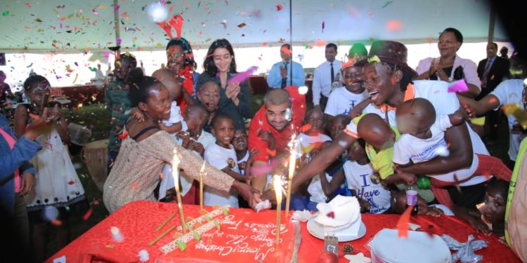 Enjoying Christmas with over 600 underprivileged children