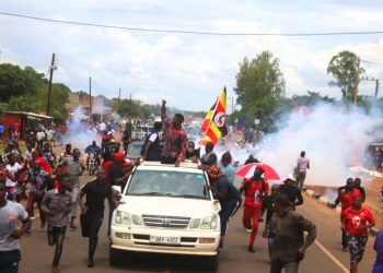 EC cautions candidates on gathering big crowds