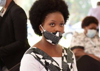 Police block Nancy Kalembe in Jinja city
