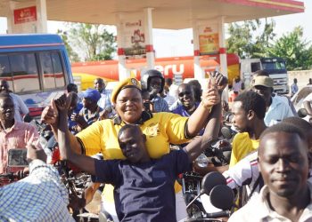 COVID-19: MPs want more than 200 people at political rallies