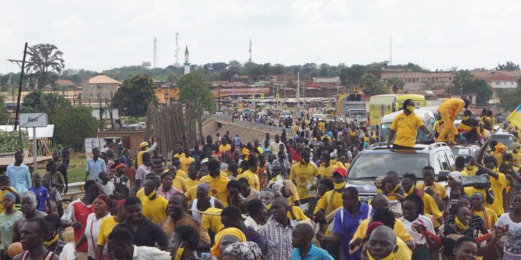 PHOTOS: Bebe Cool campaigns for Museveni in Kitgum