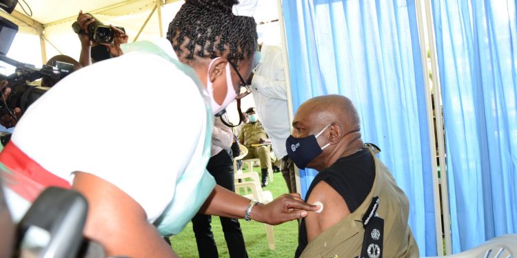Police starts Covid-19 vaccination of 20,000  cops