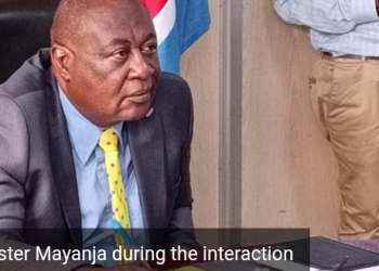 Lands minister accuses own ministry of  incompetence and corruption