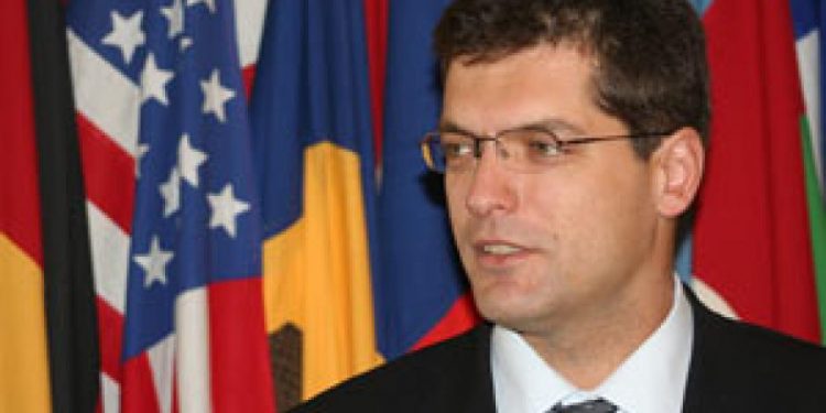 EU provides Uganda Ugx 15 billion in additional funding to support people in need