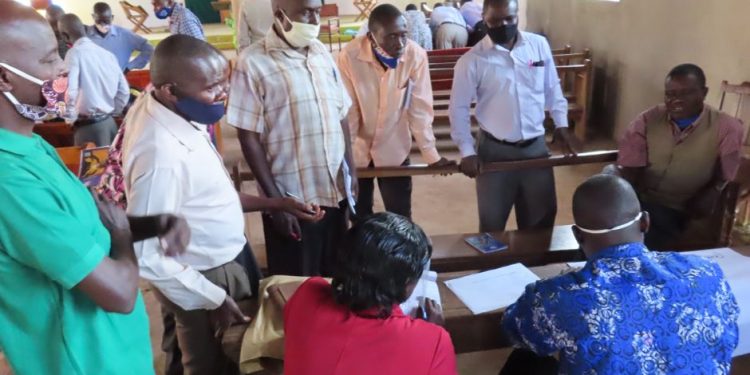 550 science head teachers seeking demotion over lower salary than classroom juniors